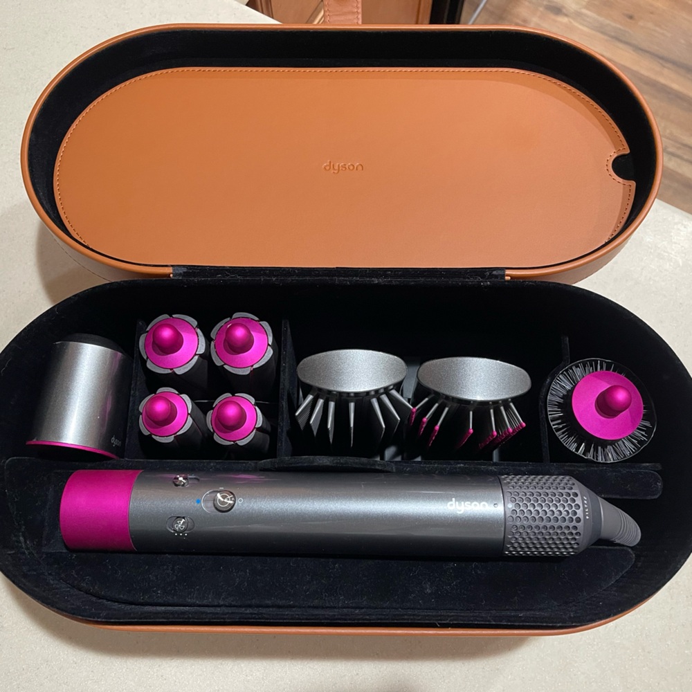 Dyson air wrap set